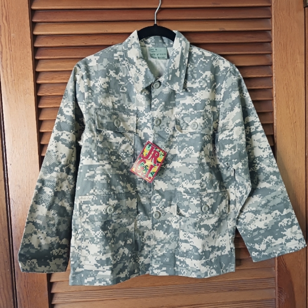 2 piece Kid's Camouflage Pants and Shirt